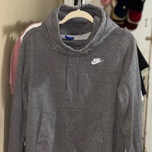 Women’s (L) gray Nike cowl neck hoodie